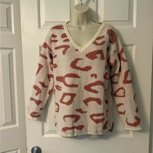 BiBi V-Neck Sweater in Cream and Brown